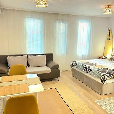 Aloha شقة بورغاس