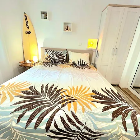 Aloha Apartment *