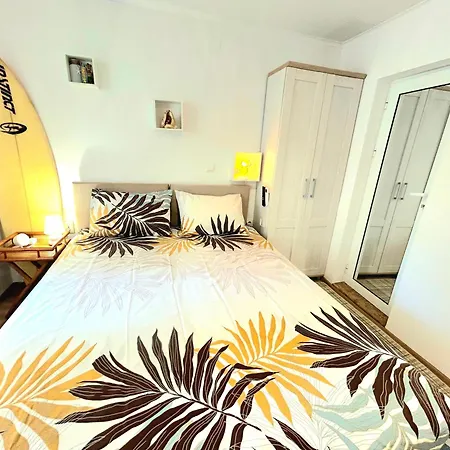 Aloha Apartment *